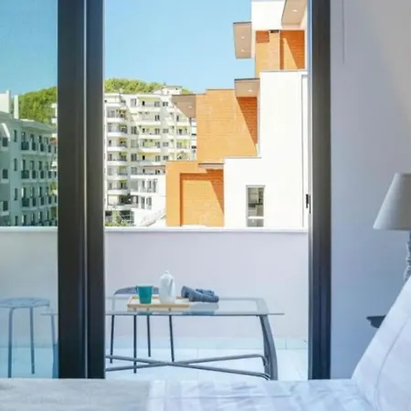 Luxury 1 In * Himarë