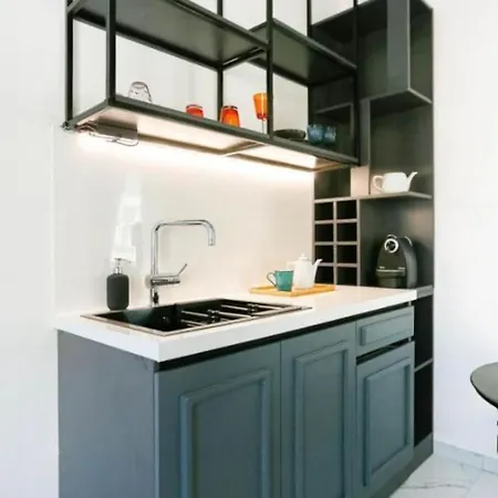 Luxury 1 In Apartment