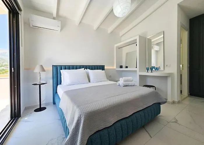 Luxury 1 In Apartament Himara