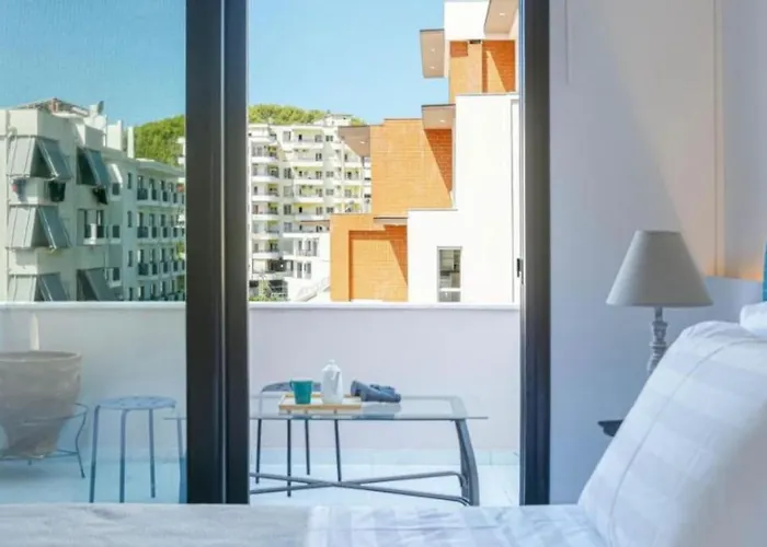 Luxury 1 In * Himarë